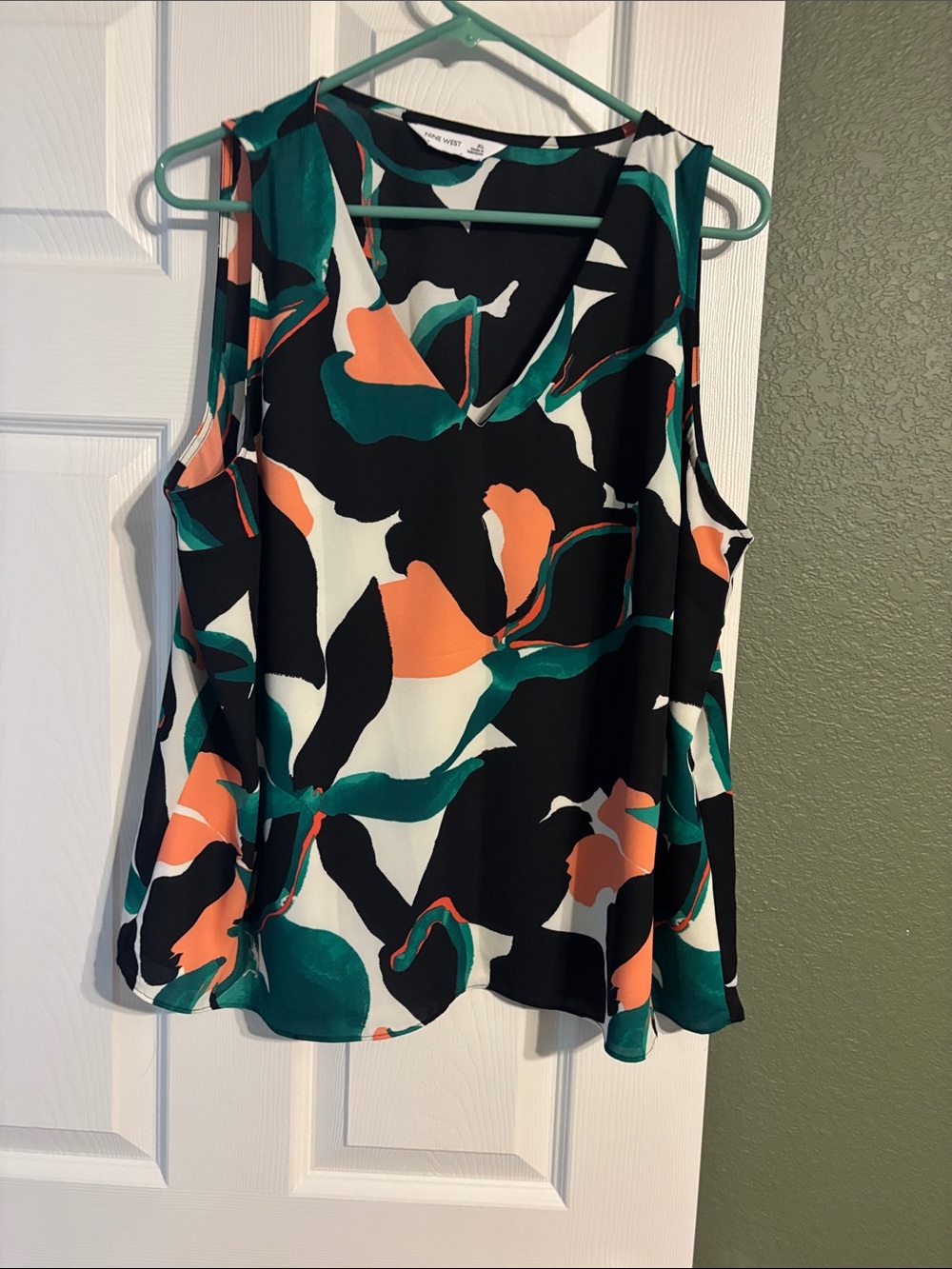 Nine West Floral Abstract V-Neck Sleeveless Top in Black, Green & Orange